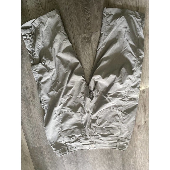 Kuhl Women's Grey Trekr Kapri Outdoor/Hiking Soft Stretch Capri Pants Size 10 - Picture 13 of 14